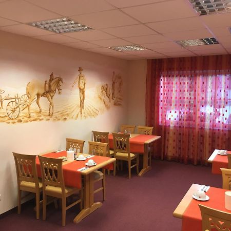 Hotel Gasthof Familie Czepl Ernsthofen Buitenkant foto