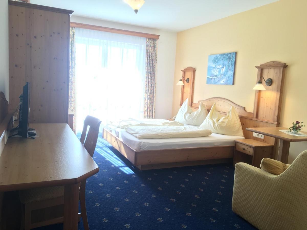 Hotel Gasthof Familie Czepl Ernsthofen Buitenkant foto